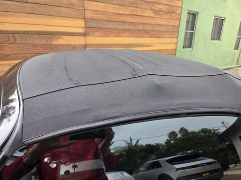 Used 2005 Honda S2000 image 9