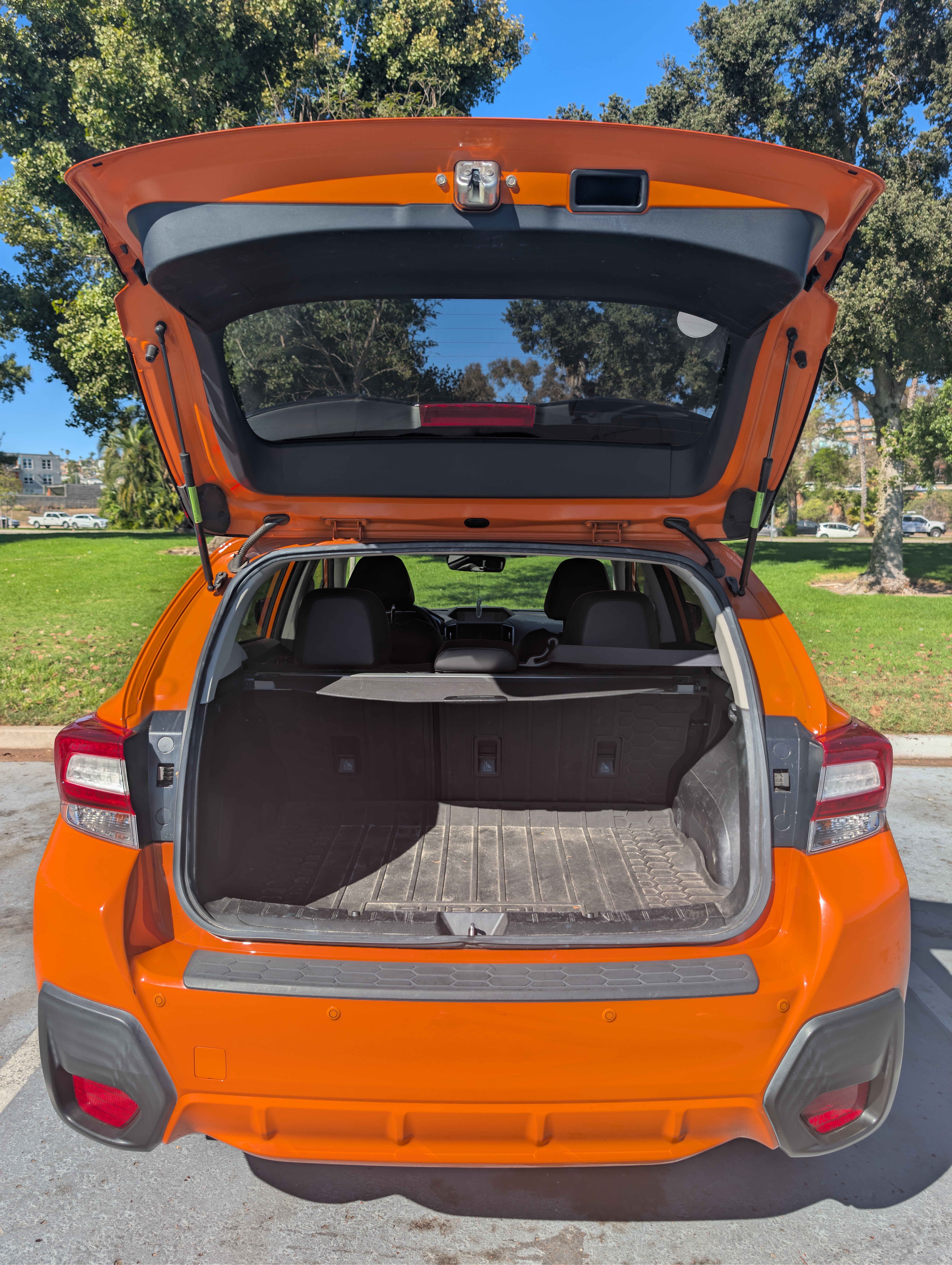 Used 2019 Subaru Crosstrek 2.0i Limited w/ Moonroof Package w/Navigation AWD/4WD image 10