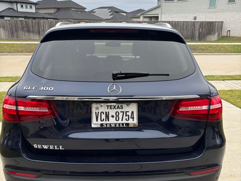 Used 2019 Mercedes-Benz GLC 300 image 6
