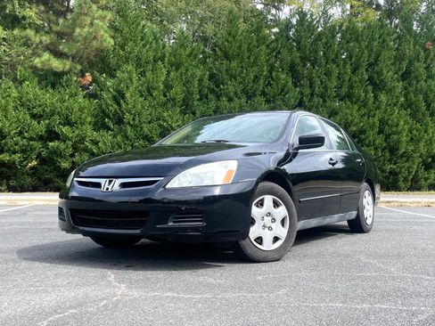 Used 2006 Honda Accord LX image 1