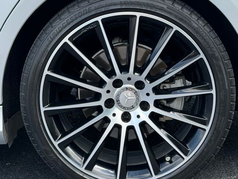 Used 2016 Mercedes-Benz C 300 4MATIC Sedan image 9