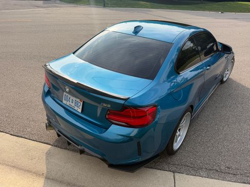Used 2018 BMW M2 RWD image 8