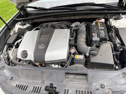 Used 2020 Lexus ES 350 Ultra Luxury w/ Accessory Package 2 FWD image 19