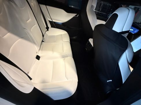 Used 2018 Tesla Model S 75D image 13