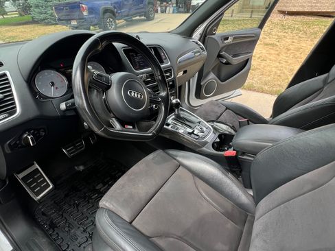Used 2015 Audi SQ5 Premium Plus w/ Technology Package AWD/4WD image 10