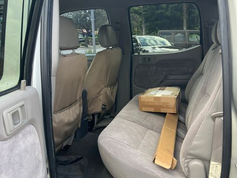 Used 2003 Toyota Tacoma PreRunner image 8