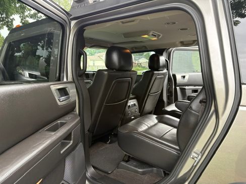 Used 2009 HUMMER H2 Luxury AWD/4WD image 18