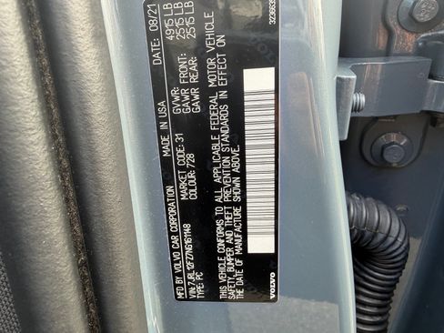 Used 2022 Volvo S60 B5 Momentum w/ Climate Package image 16