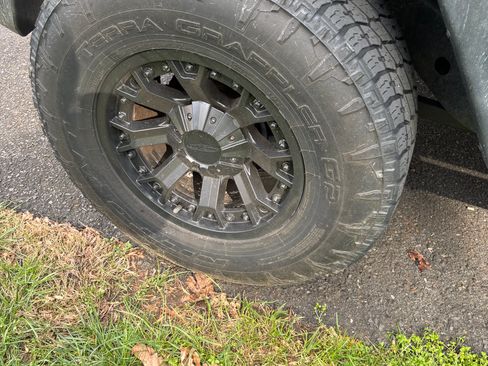 Used 2011 Jeep Wrangler Unlimited Sport image 14