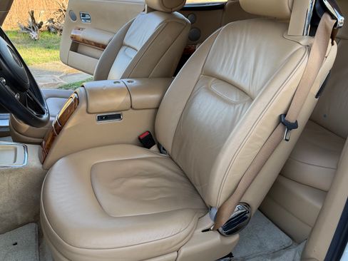 Used 2009 Rolls-Royce Phantom Coupe image 15