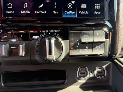 Used 2022 RAM 1500 Limited image 28