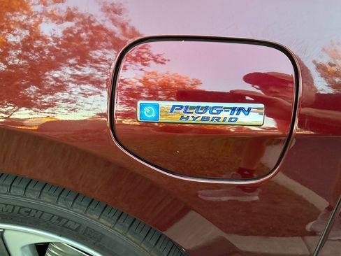 Used 2018 Honda Clarity Touring image 11