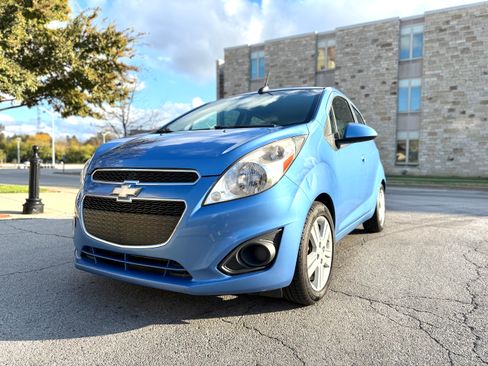 Used 2015 Chevrolet Spark LT FWD image 5
