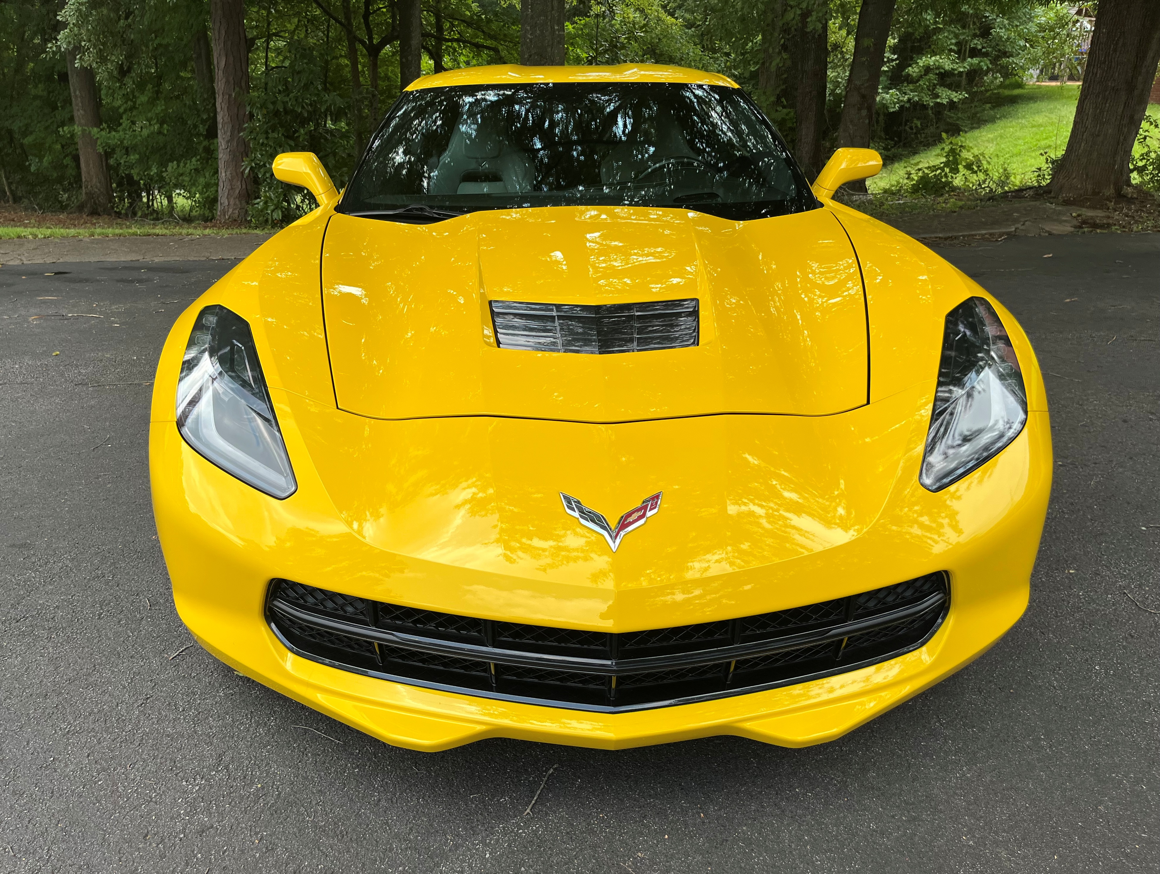 Used 2014 Chevrolet Corvette Stingray Coupe w/ 2LT Preferred Equipment Group RWD image 10