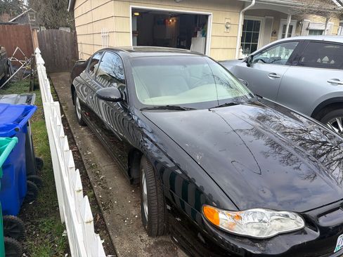 Used 2003 Chevrolet Monte Carlo SS w/ Preferred Equipment Group image 2