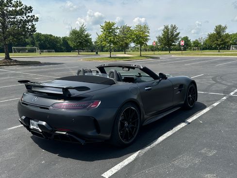 Used 2020 Mercedes-Benz AMG GT R image 9