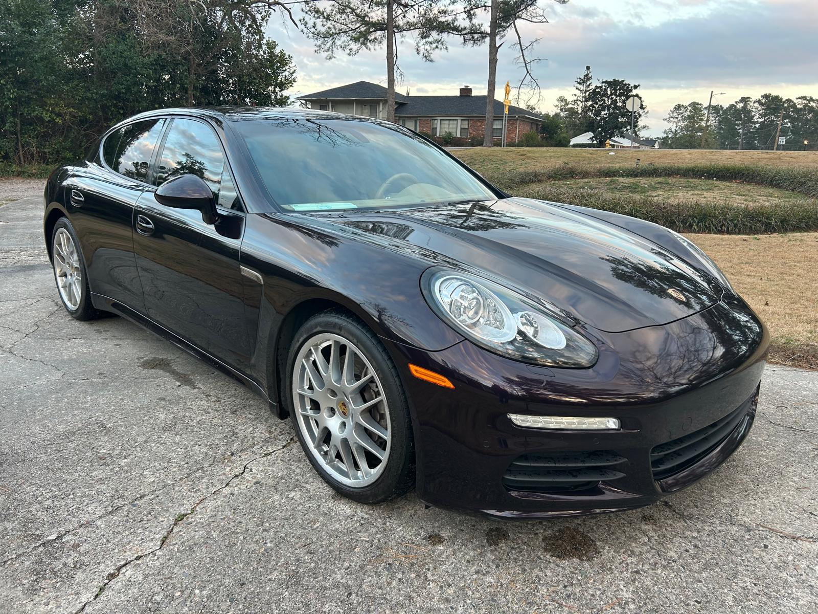 Used 2014 Porsche Panamera image 14