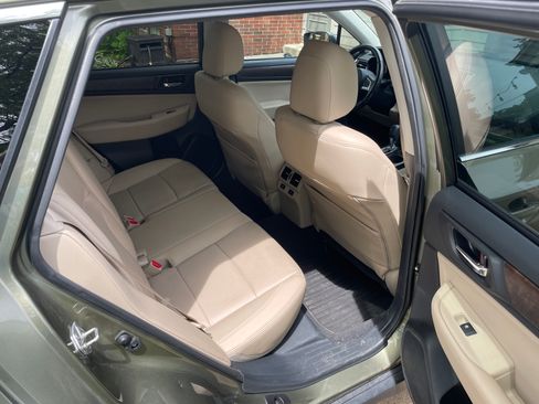 Used 2015 Subaru Outback 2.5i Limited AWD/4WD image 14