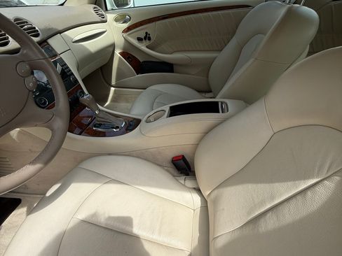 Used 2007 Mercedes-Benz CLK 350 Cabriolet image 6