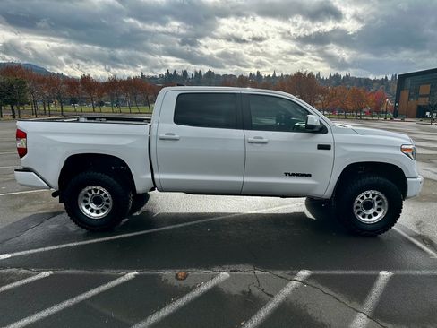 Used 2020 Toyota Tundra Limited image 13