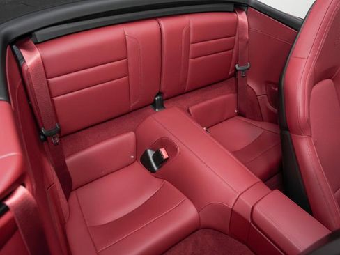 Used 2022 Porsche 911 Carrera S image 6