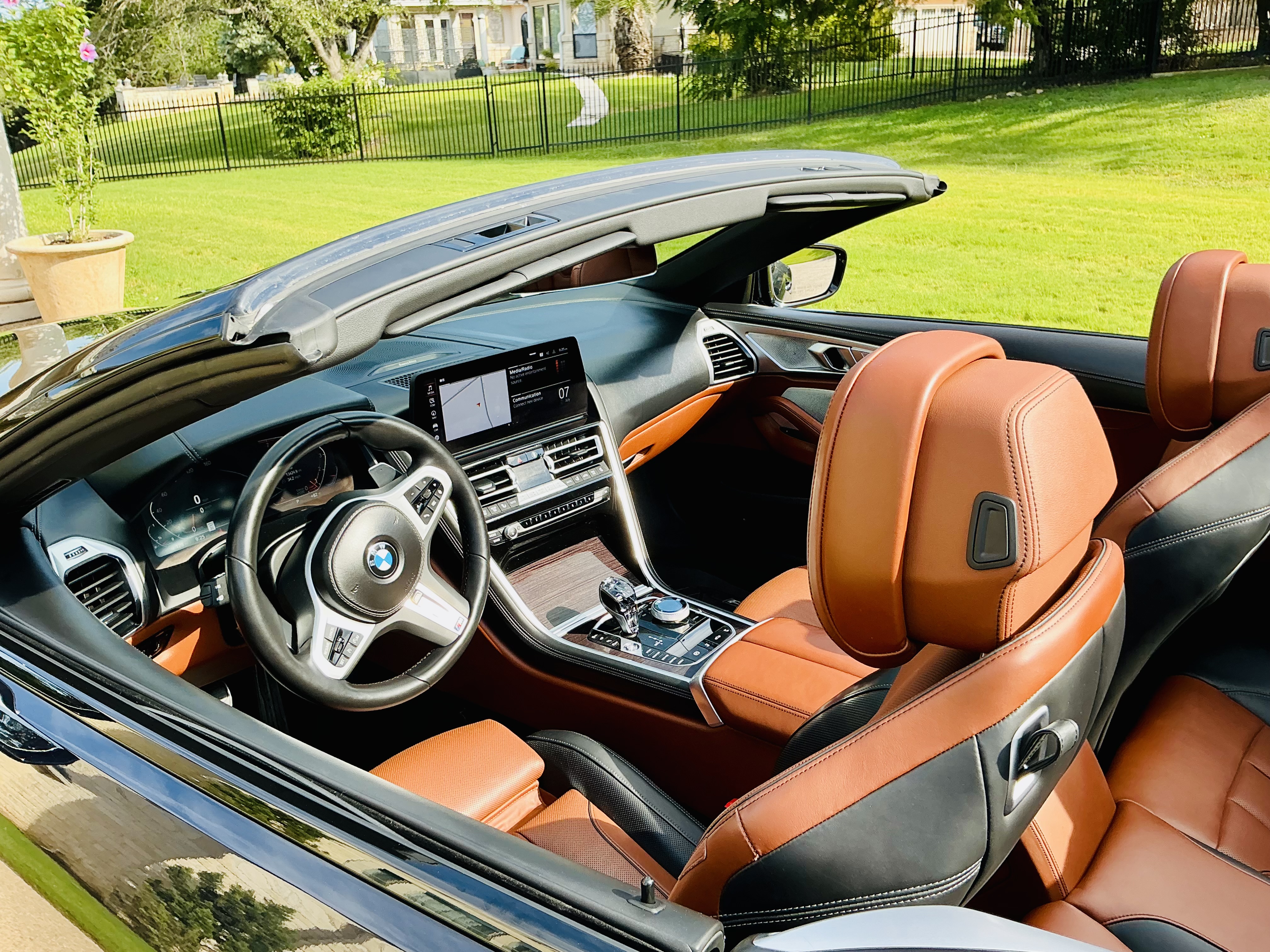 Used 2024 BMW 840i Convertible w/ Comfort Seating Package RWD image 26