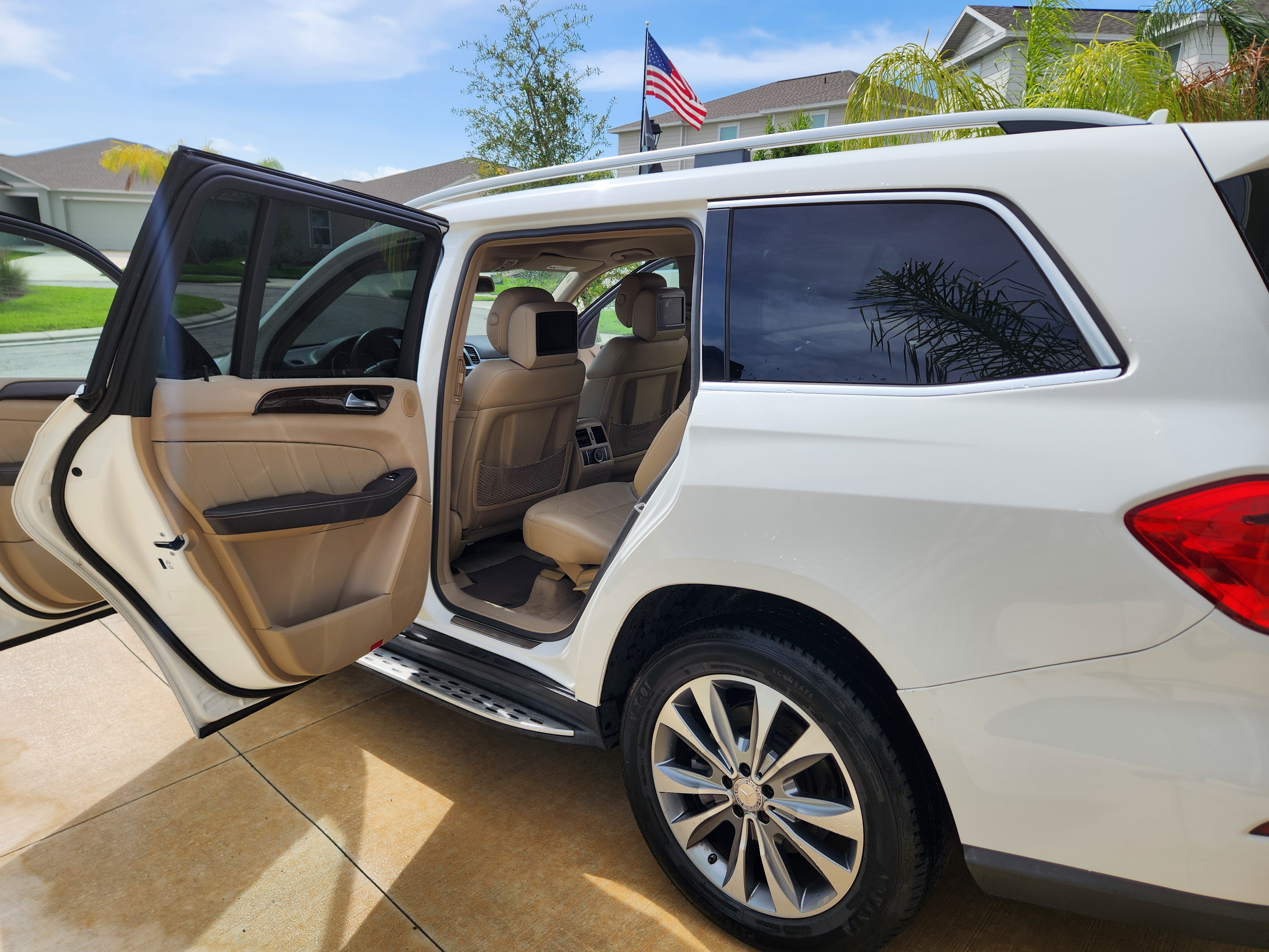 Used 2015 Mercedes-Benz GL 450 4MATIC image 18