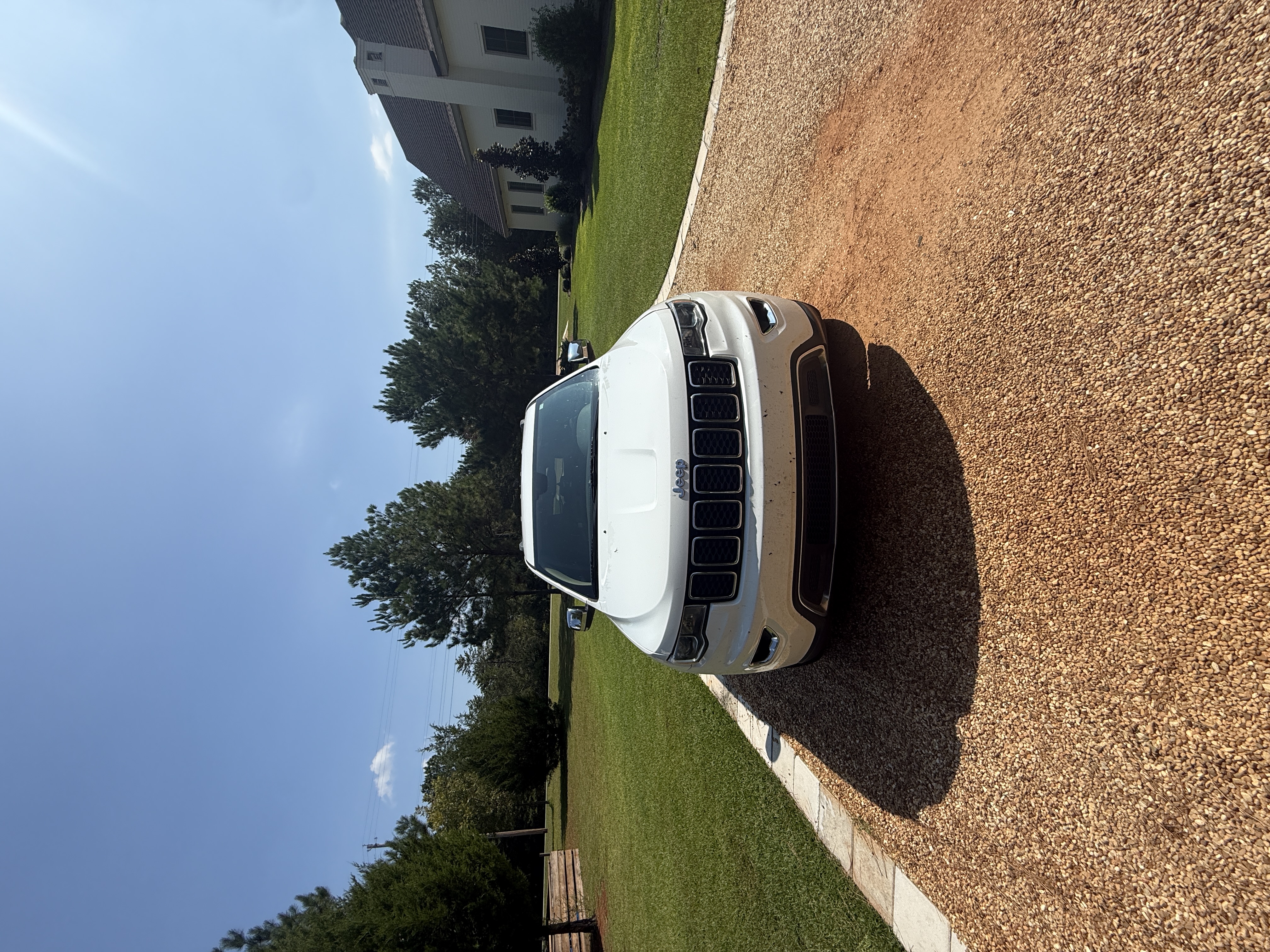 Used 2018 Jeep Grand Cherokee Limited w/ Trailer Tow Group IV RWD image 2