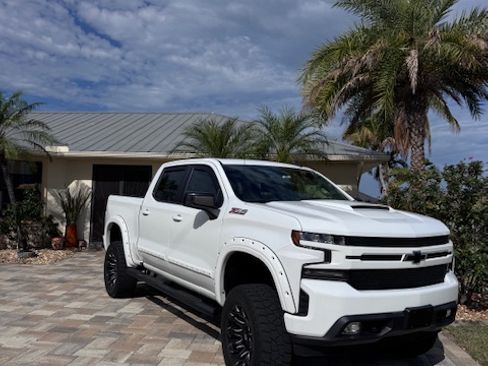 Used 2021 Chevrolet Silverado 1500 RST w/ All Star Edition Plus AWD/4WD image 2