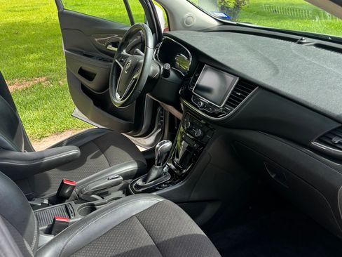 Used 2018 Buick Encore Preferred FWD image 11