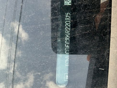 Used 2019 Chevrolet Tahoe 2WD image 16