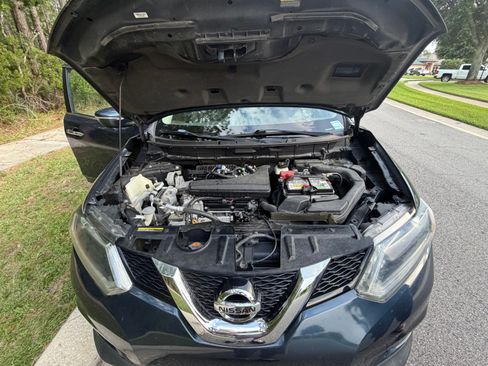 Used 2015 Nissan Rogue SV w/ SV Moonroof Package AWD/4WD image 12