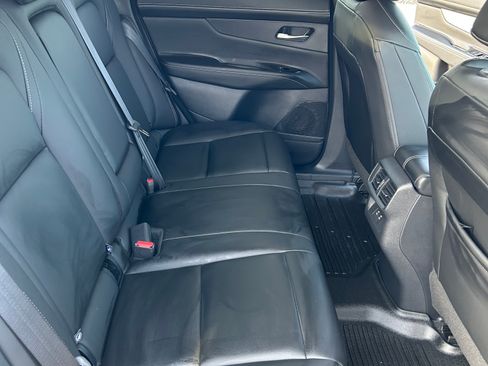 Used 2025 Nissan Murano SL image 8