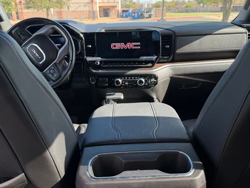 Used 2023 GMC Sierra 1500 Elevation w/ Elevation Premium Package image 12