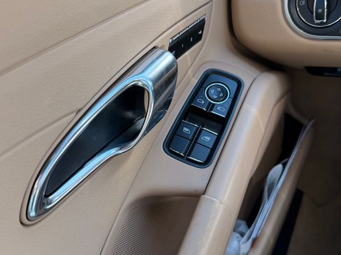 Used 2015 Porsche Boxster RWD image 13