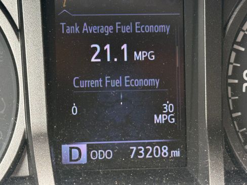 Used 2019 Toyota Tacoma TRD Off-Road image 16