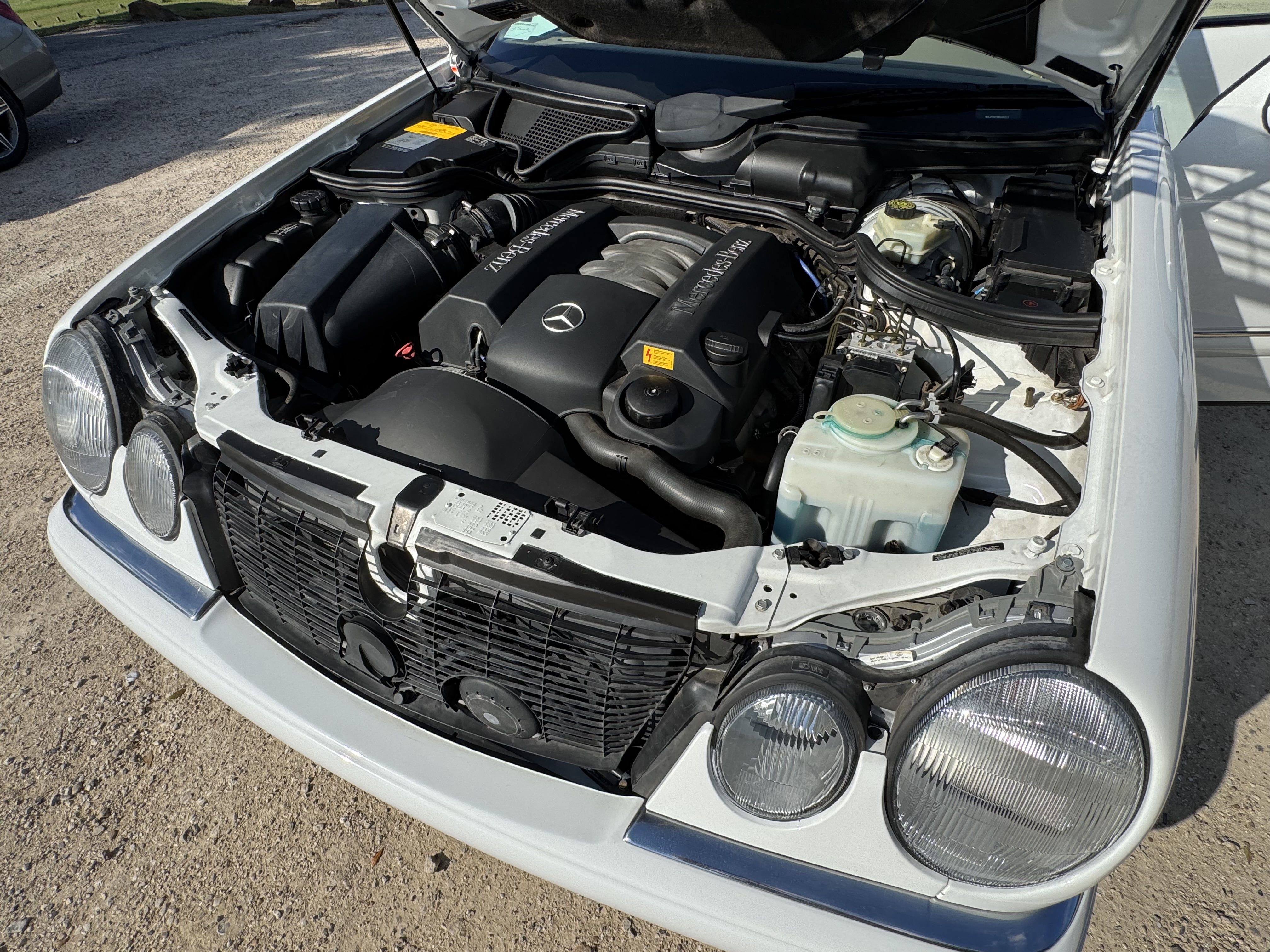 Used 1998 Mercedes-Benz E 320 Sedan image 19