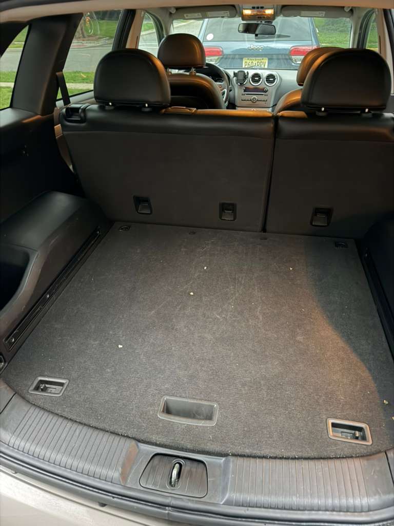 Used 2012 Chevrolet Captiva Sport LT w/ Convenience Package FWD image 8