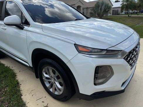 Used 2020 Hyundai Santa Fe SE FWD image 9