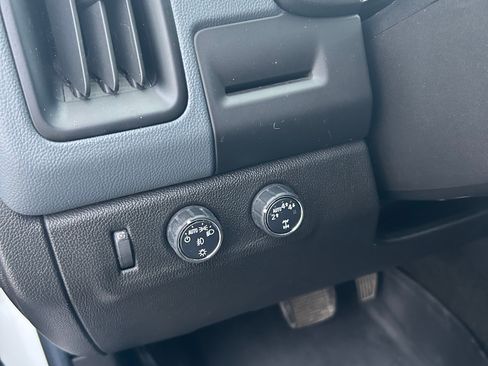 Used 2017 Chevrolet Colorado Z71 image 21