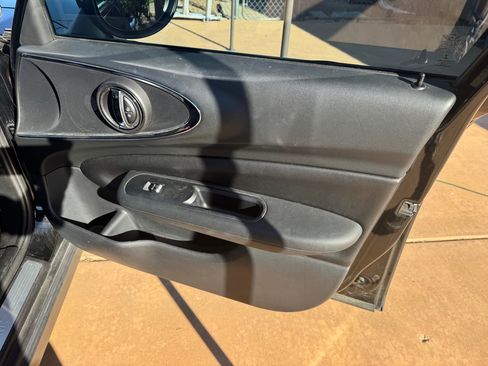 Used 2016 MINI Cooper Clubman image 11