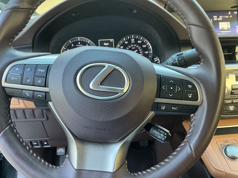 Used 2017 Lexus ES 350 w/ Accessory Package 2 image 13