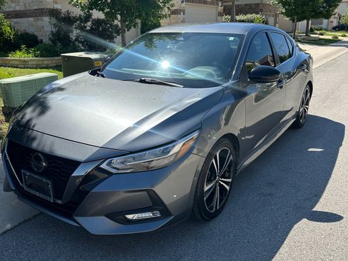Used 2021 Nissan Sentra SR FWD image 4