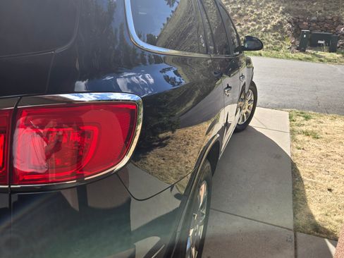 Used 2015 Buick Enclave Leather w/ Trailering Package image 5