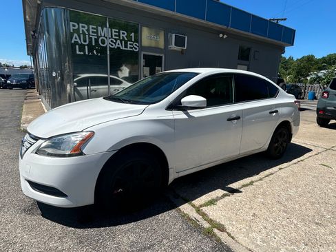 Used 2015 Nissan Sentra S FWD image 2