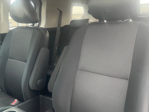 Used 2007 Toyota FJ Cruiser 4WD image 14