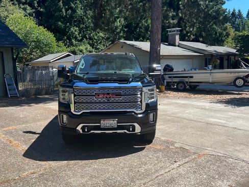 Used 2020 GMC Sierra 2500 Denali w/ Denali Ultimate Package image 1