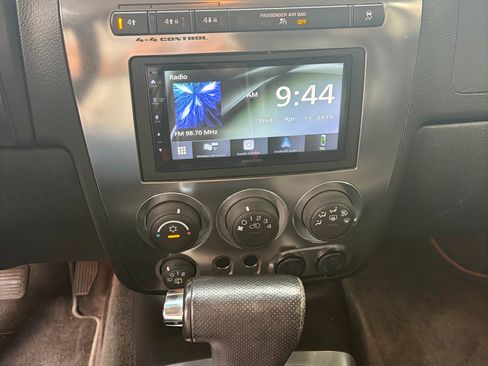 Used 2006 HUMMER H3 image 7