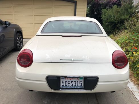 Used 2002 Ford Thunderbird image 5
