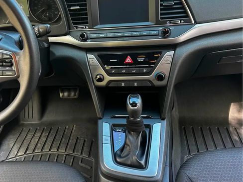 Used 2018 Hyundai Elantra SEL w/ Cargo Package FWD image 6